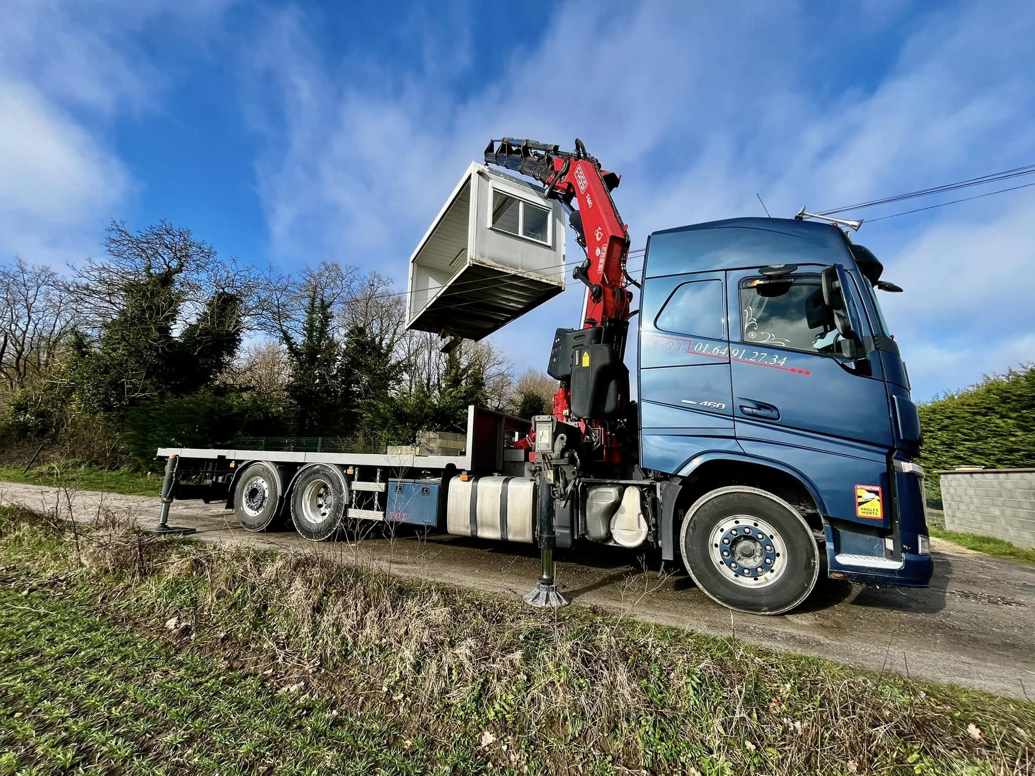 sot-transports-limours-containers-grutage